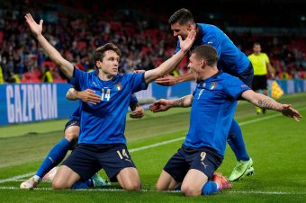 Öt olasz és három angol labdarúgó került be az Eb hivatalos álomcsapatába