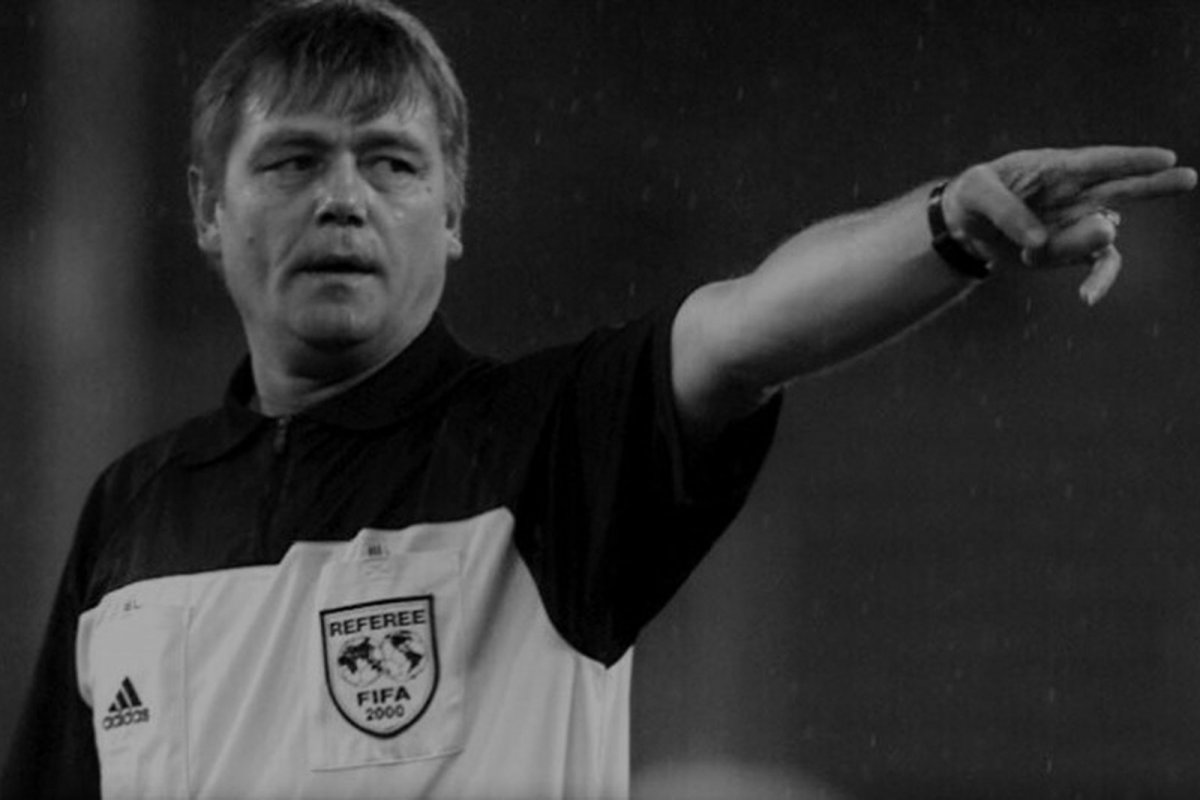 Elhunyt Puhl Sándor focibíró, az 1994-es vébé döntőjének játékvezetője