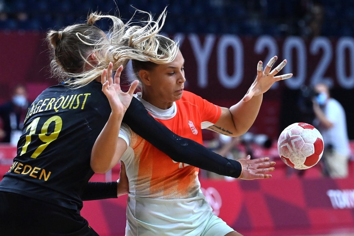 Végül mégis sikerült: a svédek legyőzésével negyeddöntős a magyar női kéziválogatott