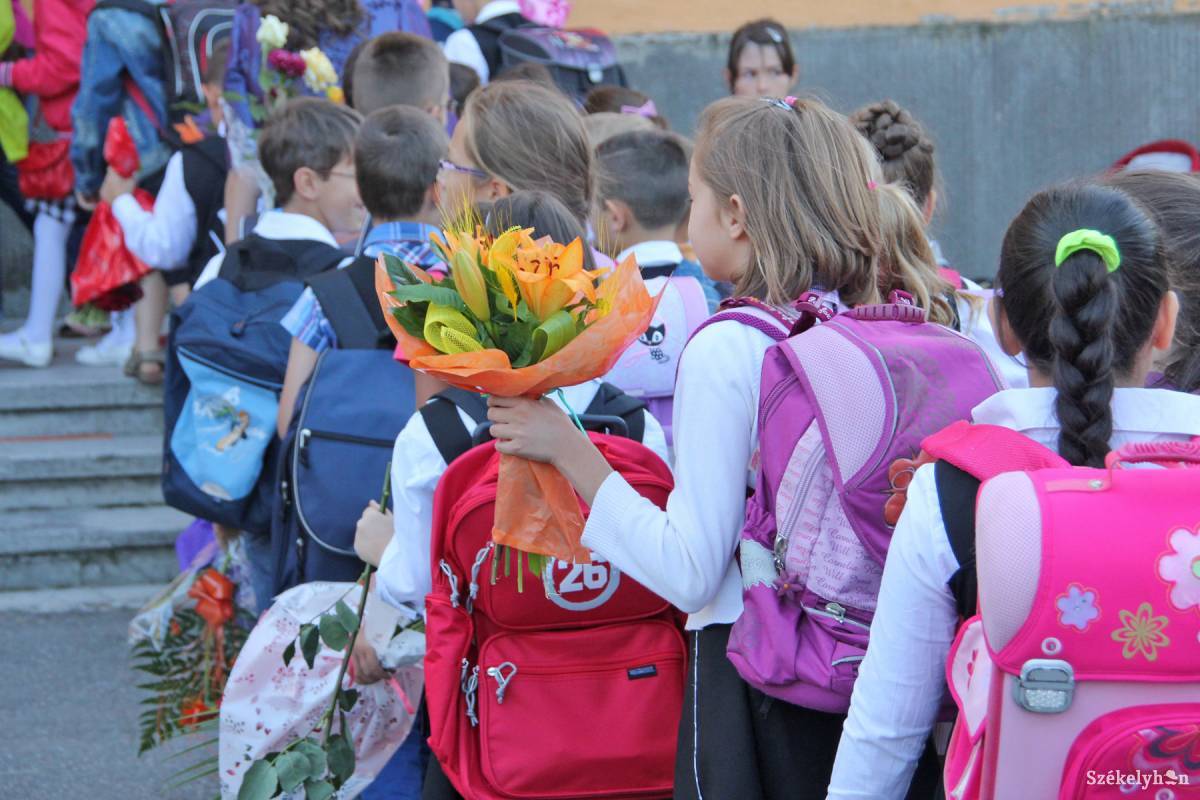 Kevesebb a magyar előkészítős – az államtitkárság adatai szerint 8970 gyereket írattak magyar iskolába