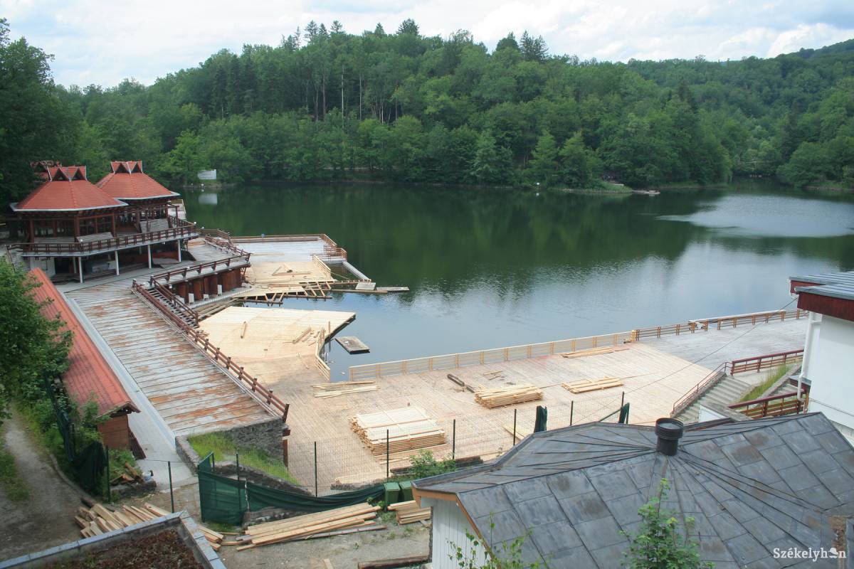 Megújulva nyit jövő pénteken a Medve-tó