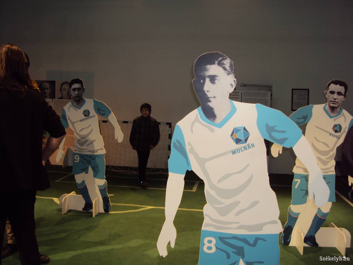 Interaktív kiállítás nyílt a magyar-zsidó focistákról