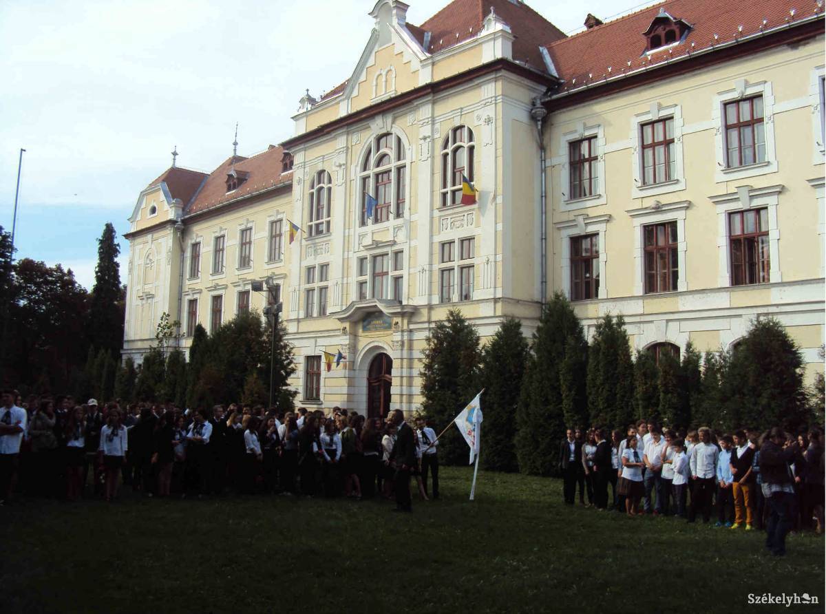 Megnyitotta kapuit a II. Rákóczi Ferenc Római Katolikus Gimnázium