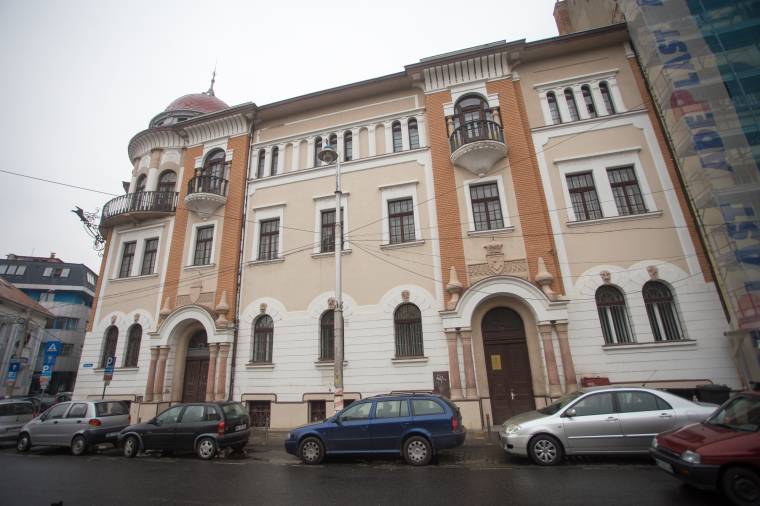 Nem bővítenék az önkormányzati képviselők Csegzi Sándor egyetemét Marosvásárhelyen