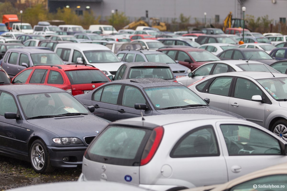 Kikérhető a használt autók „előélete” a gépjármű-nyilvántartási hivatalnál