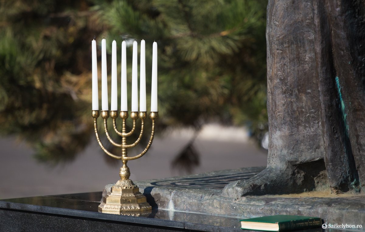 Közleményben foglalt állást a kormány az antiszemitizmus ellen a holokauszt áldozatainak emléknapján