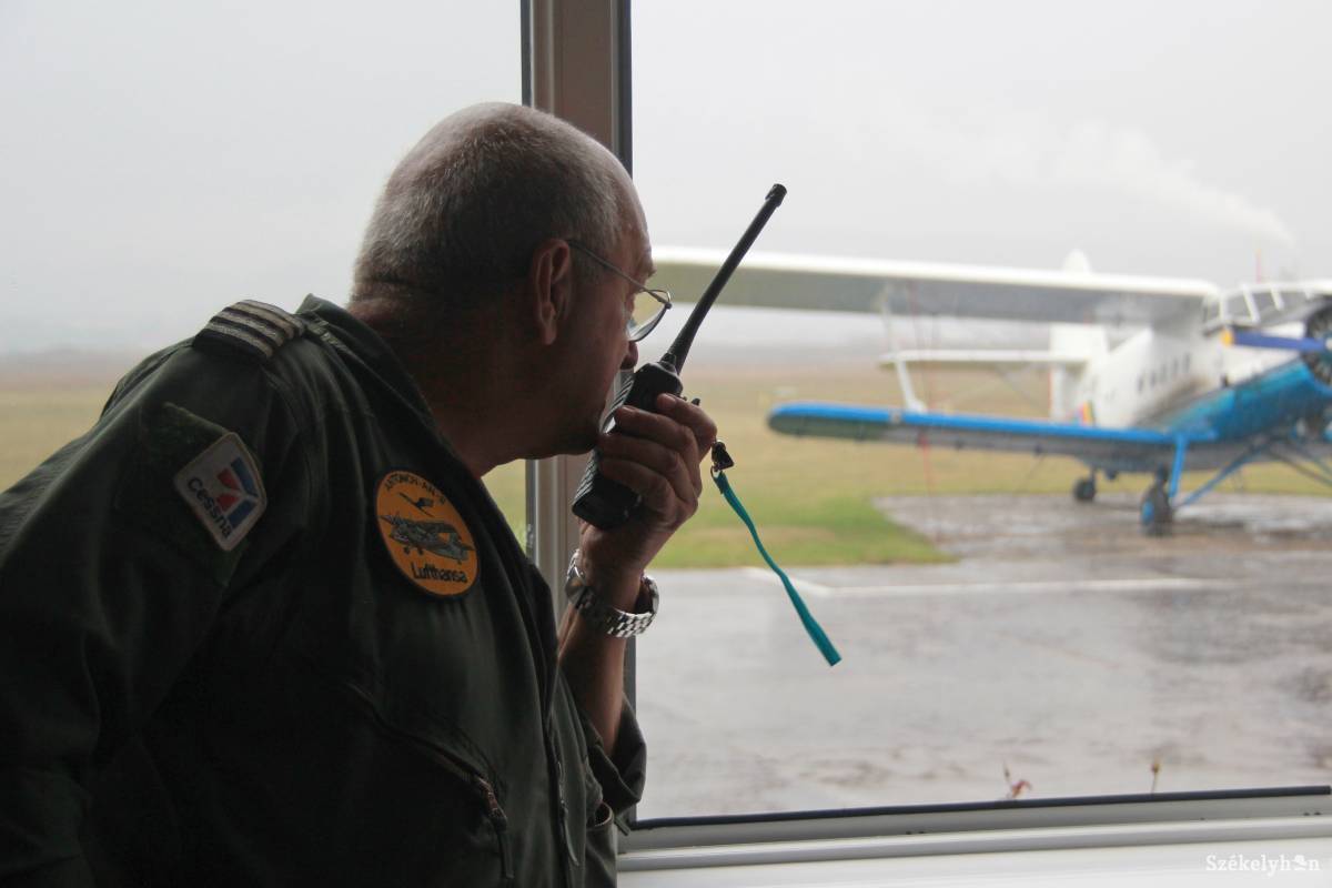 A pilóták is visszavágynak a vidrátszegi repülőtérre