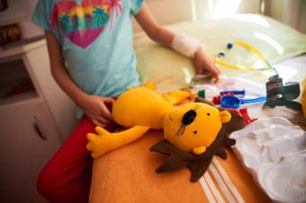 Kampány a rákos gyerekekért: Marosvásárhelyen is keresik az „oroszlánokat”