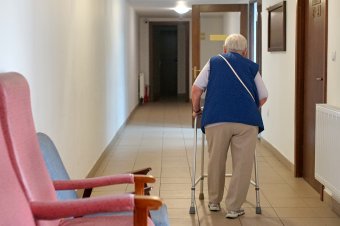A szégyenérzet ellenére is egyre nagyobb az igény az idősotthonok szolgáltatásaira