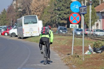 Két keréken Magyarország felé: bicikliutat terveznek a Maros mentén Arad megyében