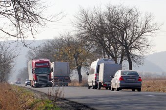 Románia leállításával fenyegetőznek a fuvarozók, ha az útadómatrica ára a többszörösére emelkedik