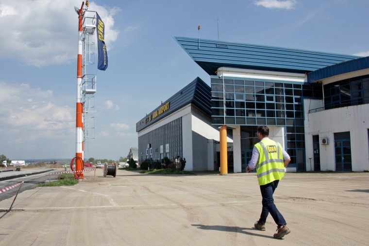 Egy légügyi mérés eredményén múlik a marosvásárhelyi repülőtér megnyitása