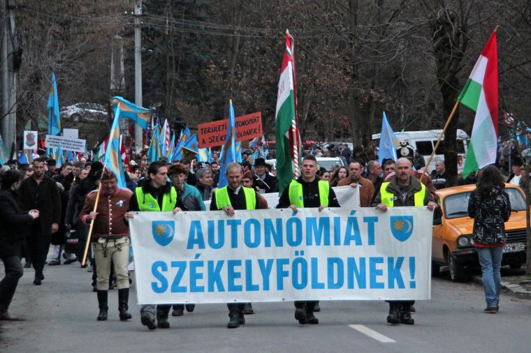 Az autonómiáért gyűltek össze Marosvásárhelyen a székely szabadság napján