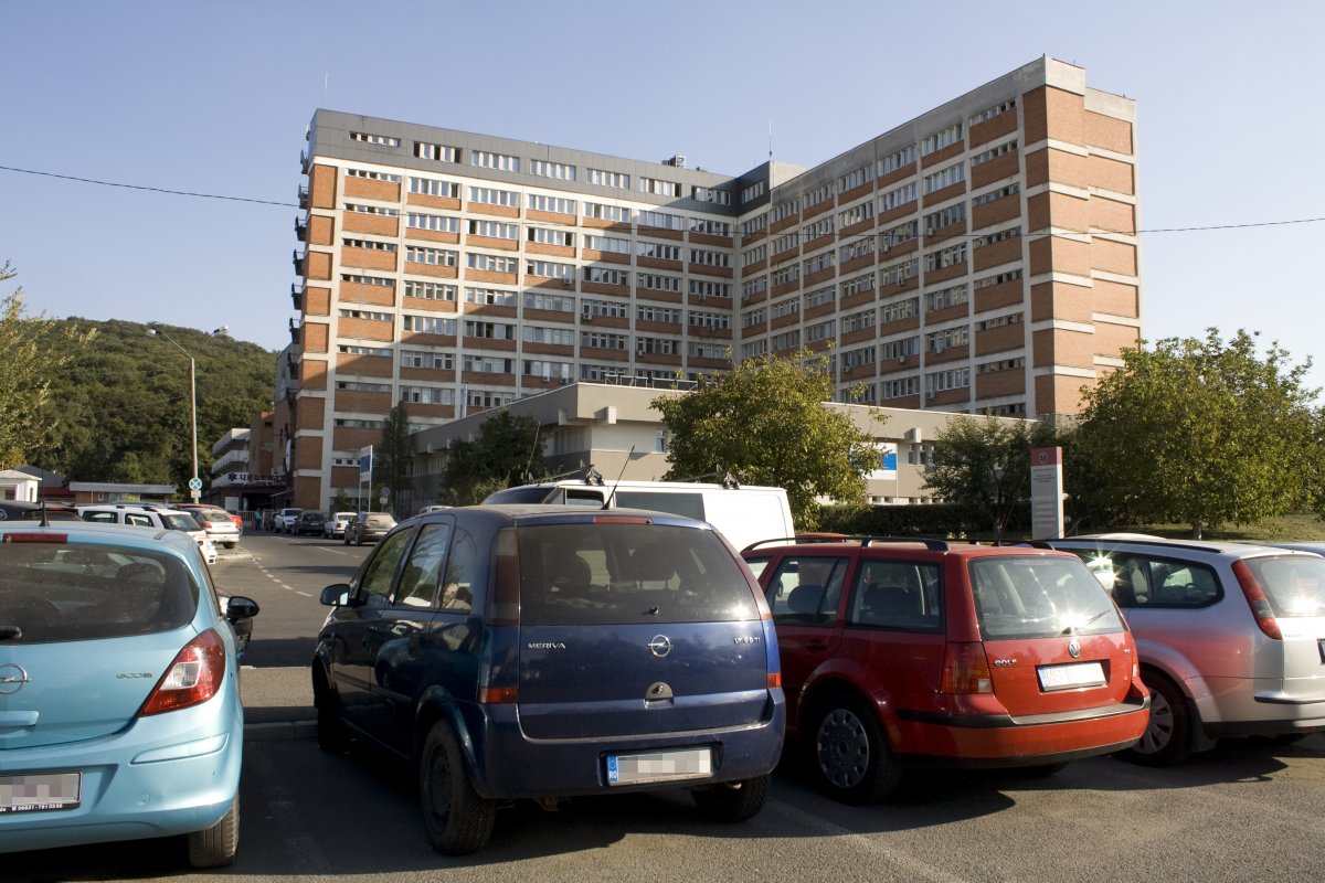 Területvita és tervezett parkolóépítés hátráltathatja az égési sérüléseket kezelő kórház építését Marosvásárhelyen