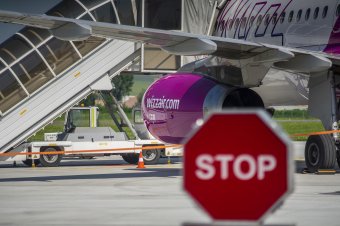 Ausztria nem engedi leszállni a Nagy-Britanniából érkező repülőgépeket