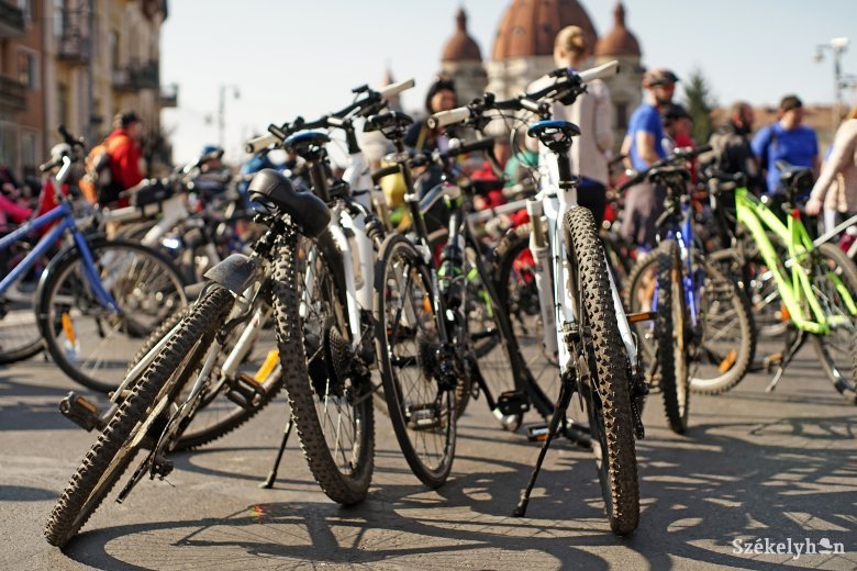 Temesvár–Szeged kerékpártúrával lobbiznak a határ menti infrastruktúra fejlesztéséért