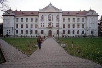 A magyar közösség csak annyit kér a marosvásárhelyi katolikus gimnázium ügyében, ami az ortodoxoknak is jár