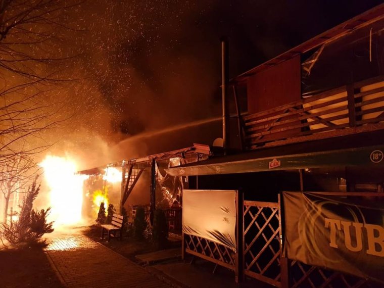 Közkedvelt víkendtelepi étteremnél pusztítottak a lángok