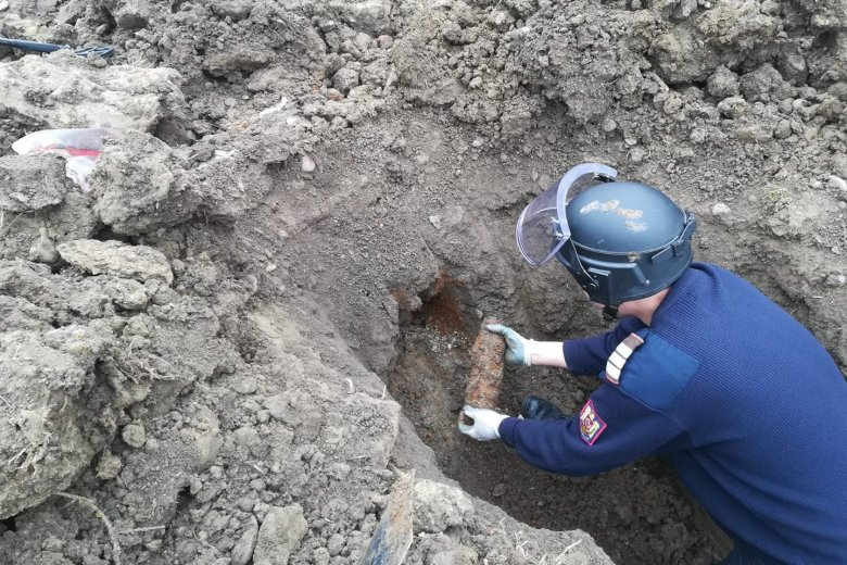 Fel nem robbant háborús lövedéket találtak Maros megyében, a kiscsergedi motorsportpálya közelében