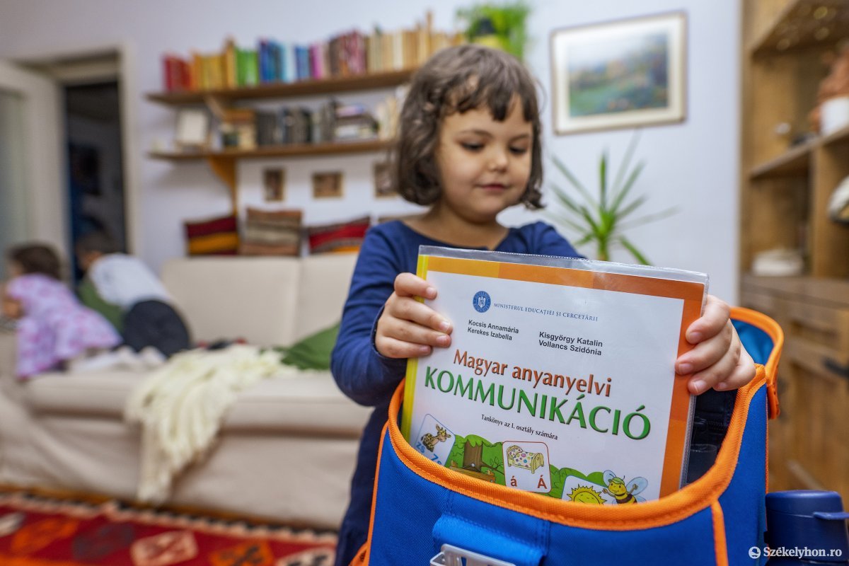 A romániai magyar diákok kétharmada magyar tannyelvű iskolában tanul – Nem minden téren fényes a helyzet