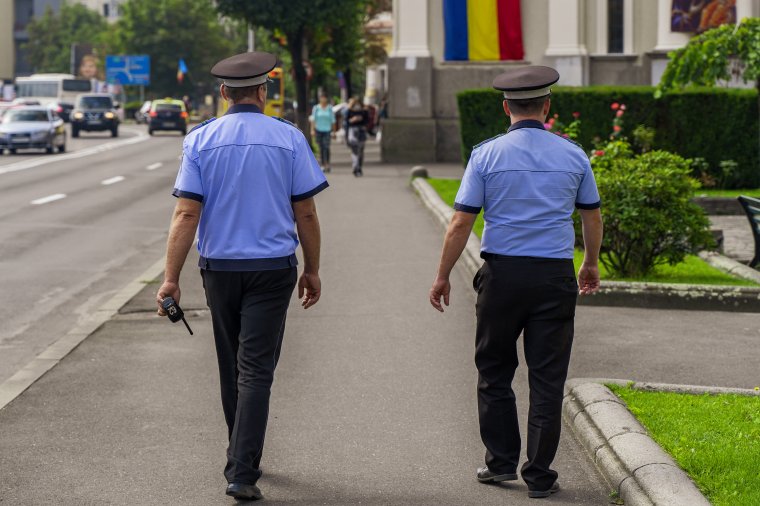 Szükségállapotot idéző bírságolással próbálják betartatni az előírásokat Romániában