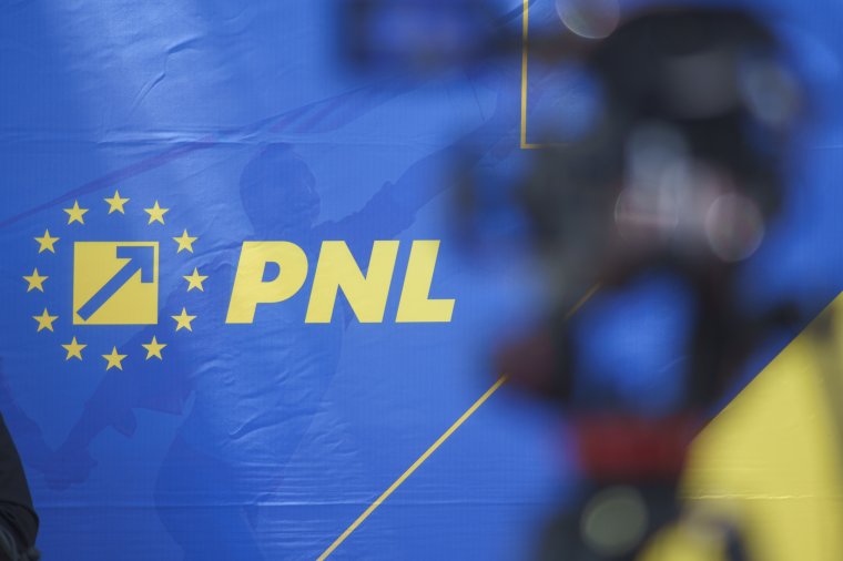 Beterjesztette a Ciucă-kormány programját a PNL, szerdán kerül sor a bizalmi szavazásra