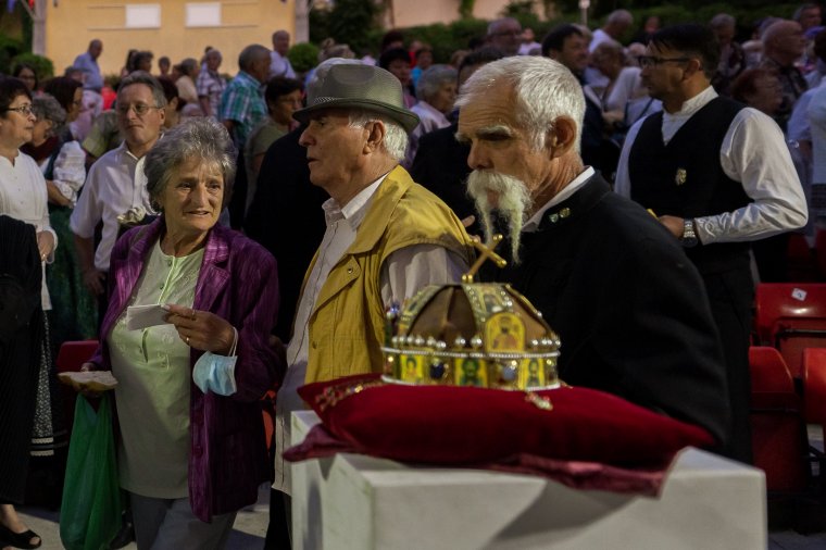 Az államalapítás ünnepe Marosvásárhelyen: a közösen elfogyasztott kenyér az összetartozást erősíti