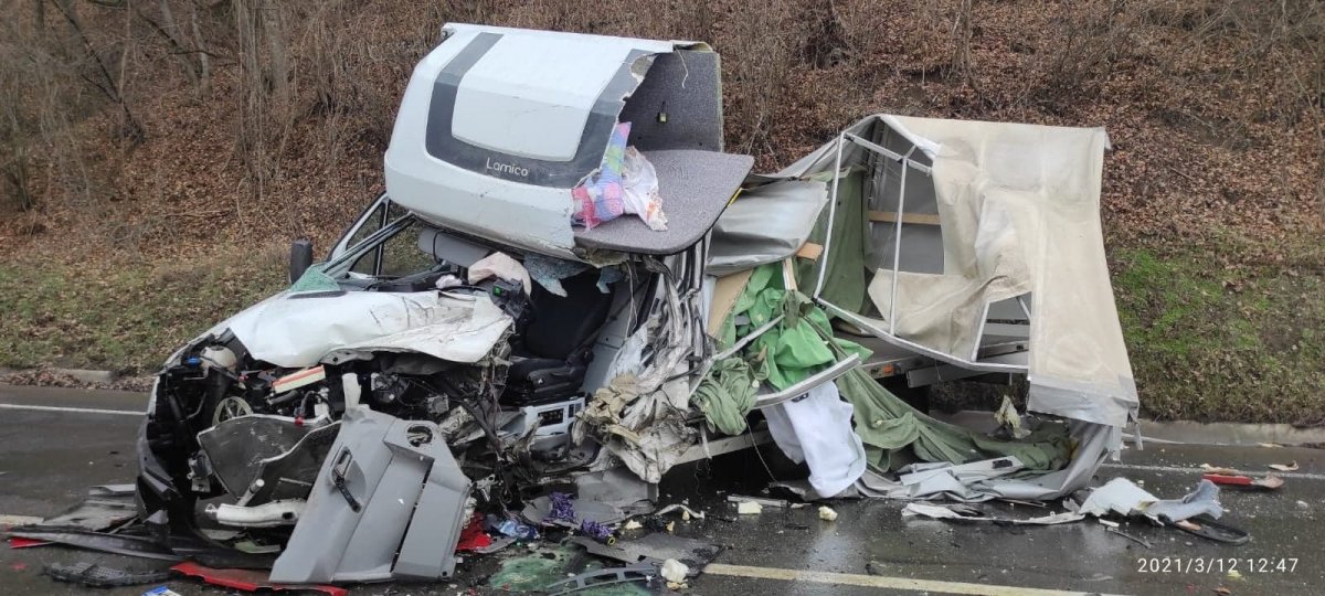 Súlyos baleset Segesvár mellett: mentőhelikopter szállított kórházba egy férfit