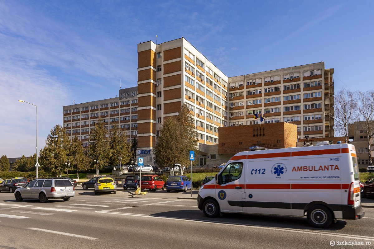 Tesztelési kapacitás növelésére és védőfelszerelésekre kap pénzt a marosvásárhelyi kórház