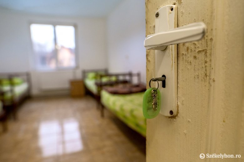 Ukrajna-szerte fűtéssel, villanyárammal, ivóvízzel ellátott menedékhelyeket hoznak létre