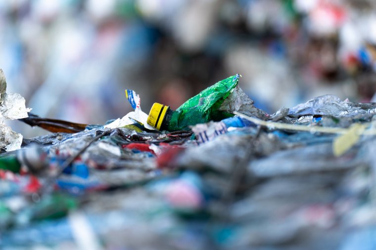 Elítélheti Romániát az Európai Unió Bírósága több mint 30 hulladéklerakó lezárásának elmulasztása miatt