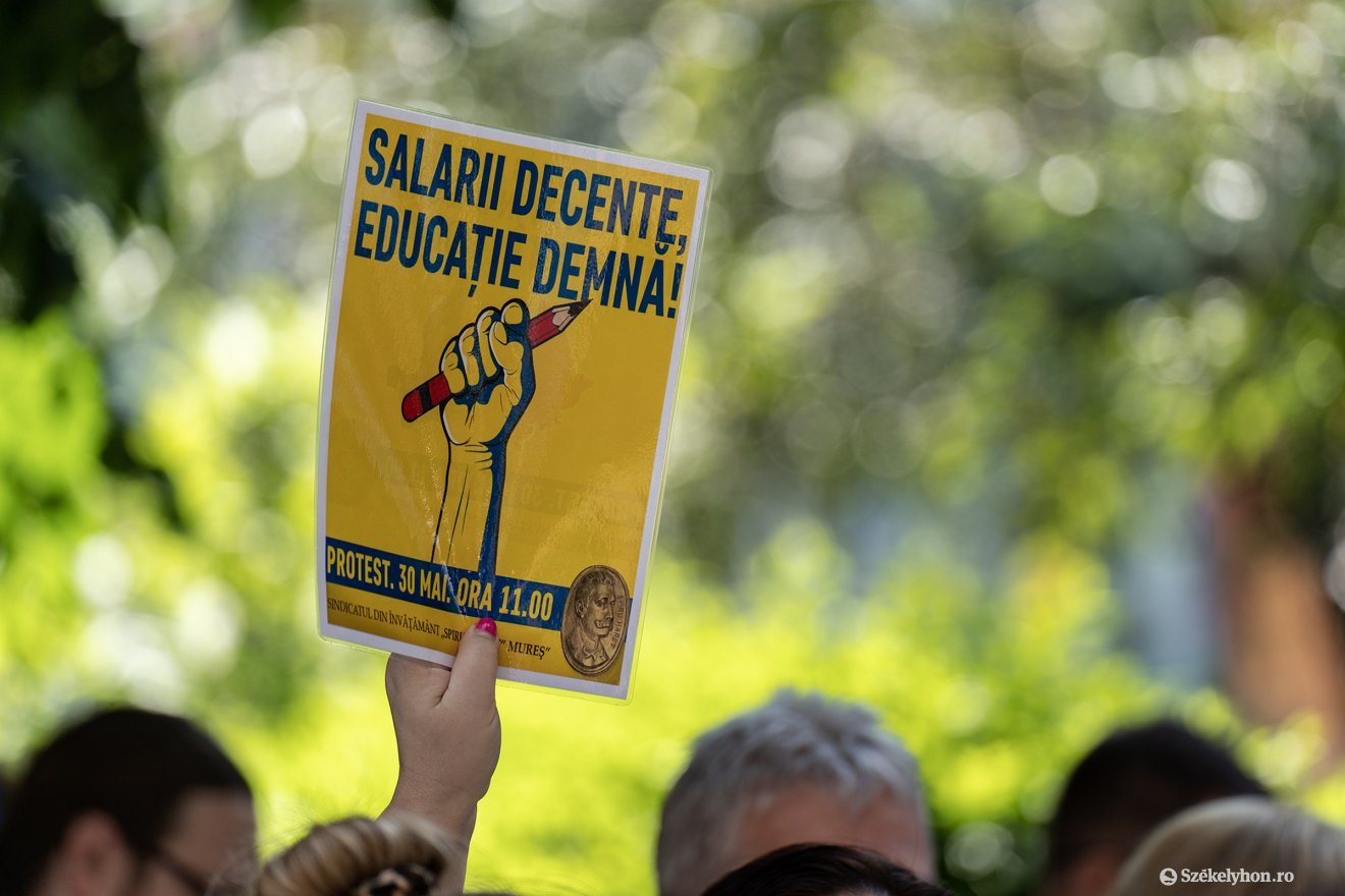 Számháború az oktatási szakszervezetek és a minisztérium között a sztrájkoló tanárok arányáról